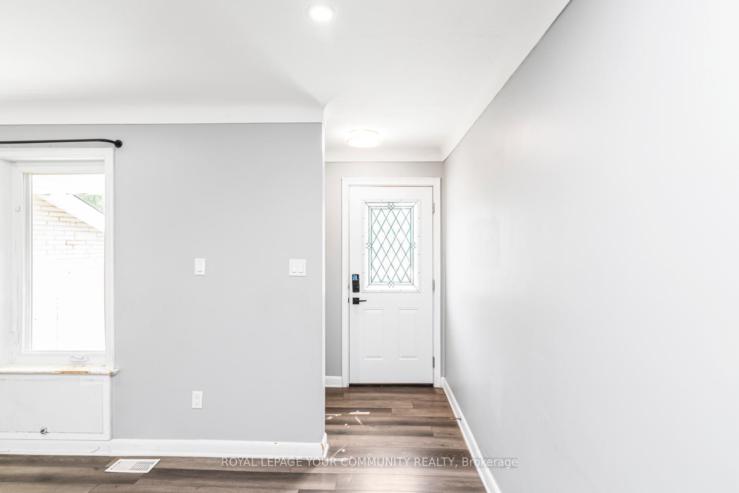 Photo 2 of Unit Main Floor, 53 Diffin Drive, Welland, Prince Charles — HOMEH