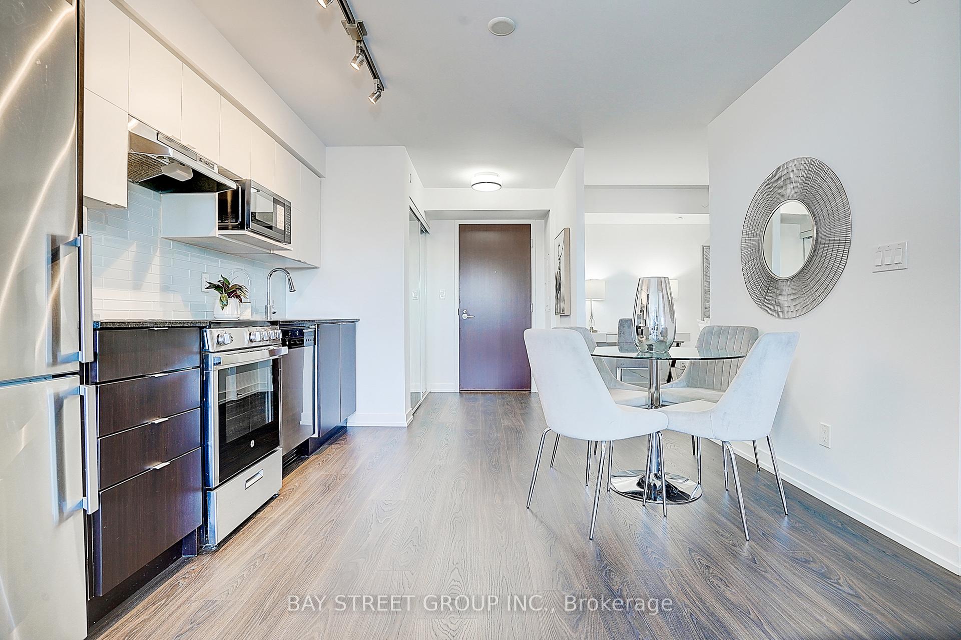 Photo 9 of Unit 309, 120 Varna Drive, Toronto, Englemount-Lawrence — HOMEH