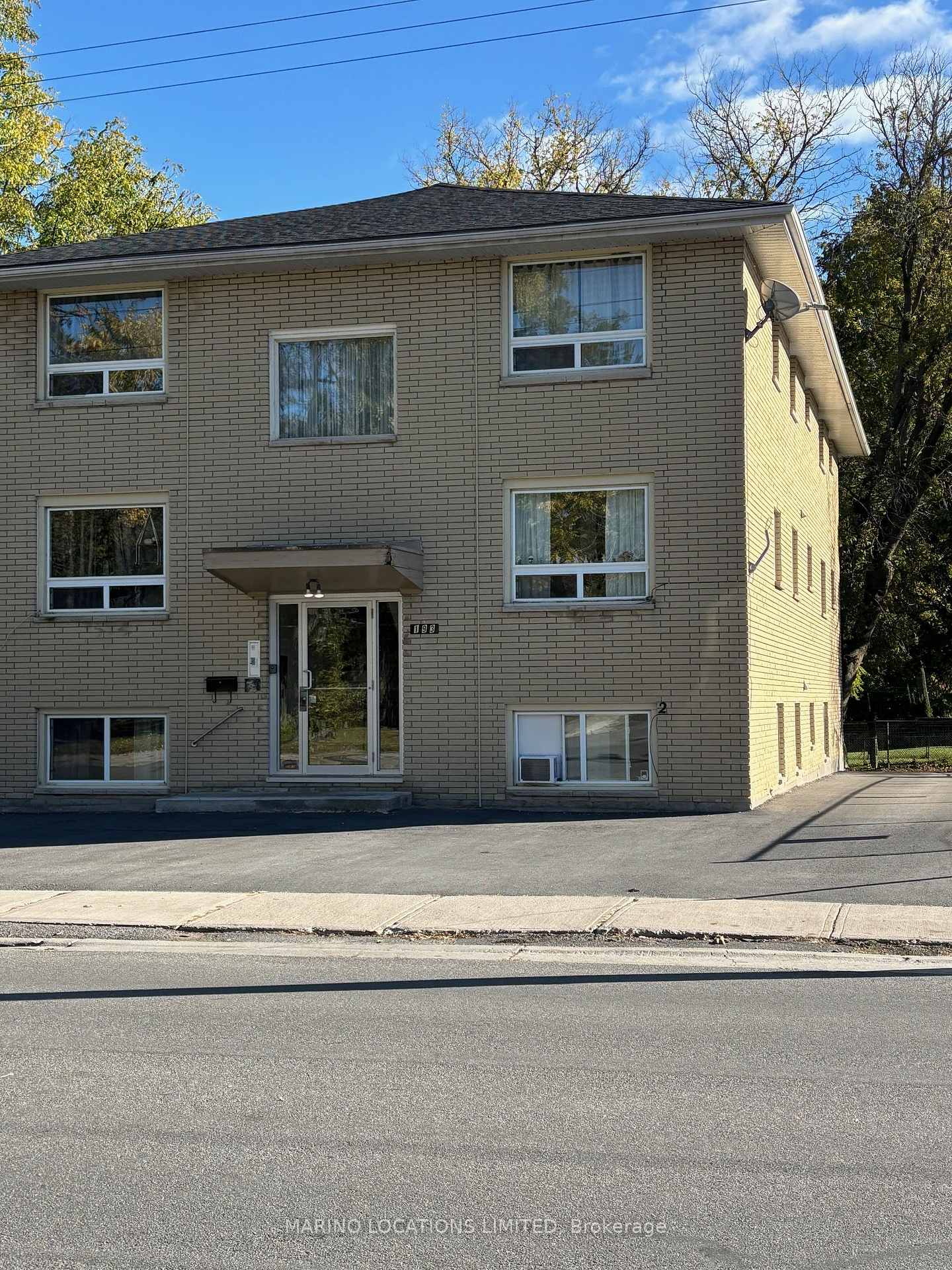 Front of 193 Victoria Avenue