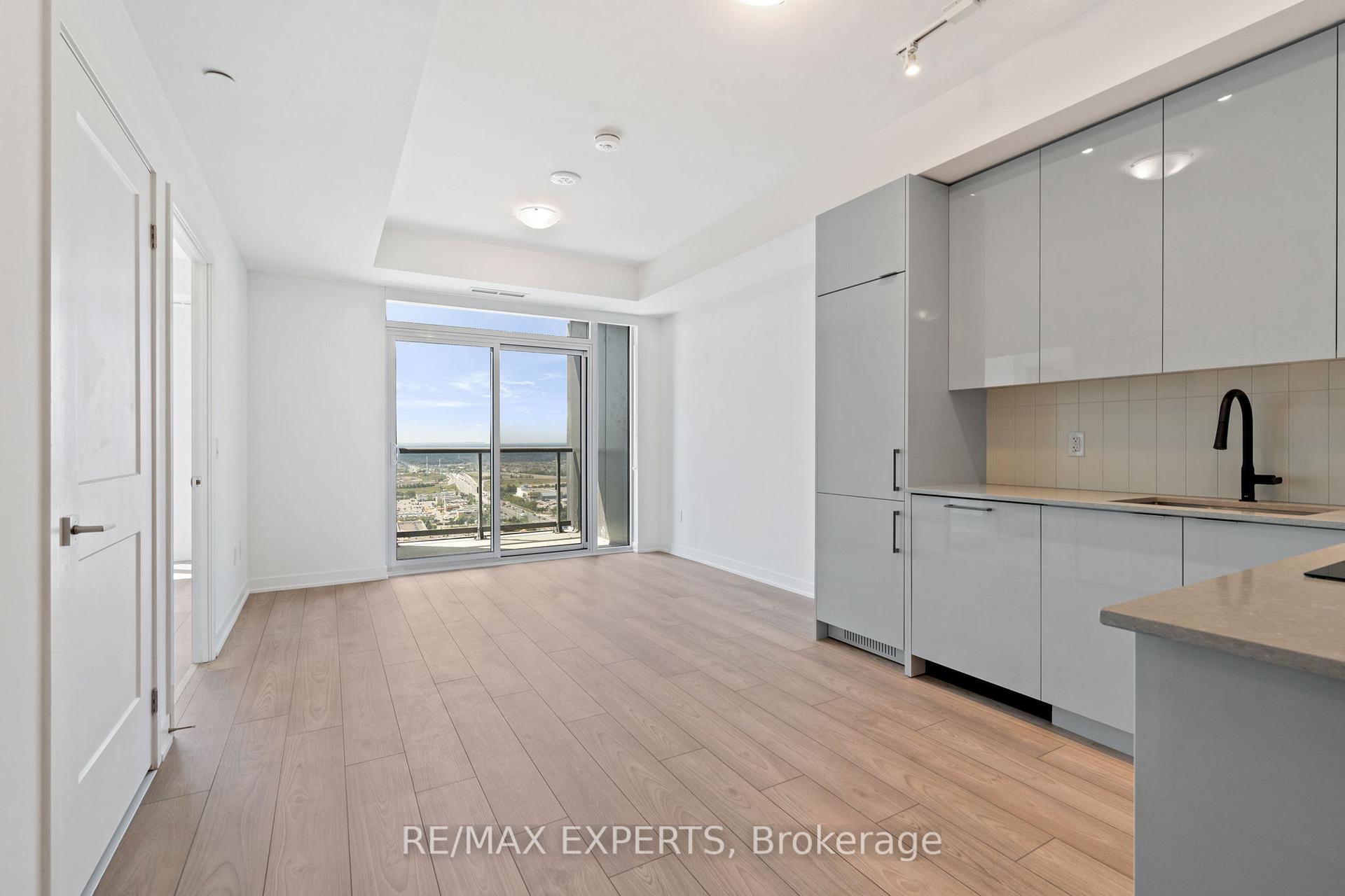 Photo 4 of Unit 2521, 10 Abeja Street, Vaughan, Concord — HOMEH