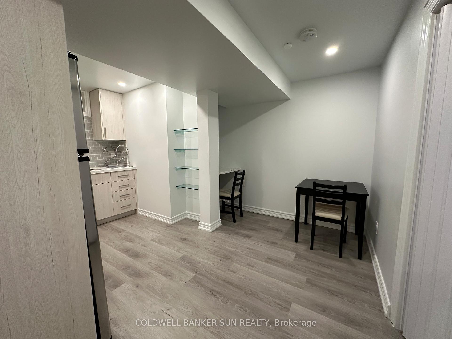 Photo 5 of 70 Rossi Drive, Vaughan, Vellore Village — HOMEH