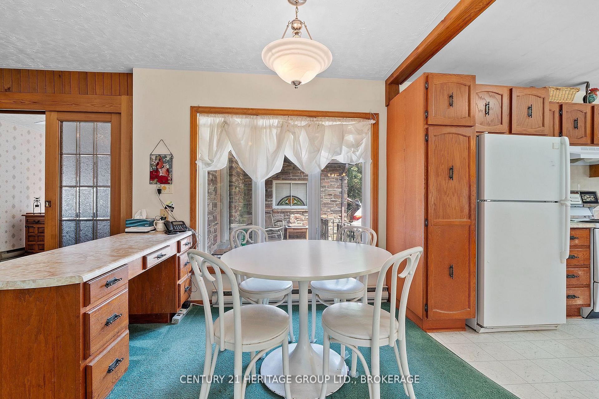 Photo 11 of 1882 Sunbury Road, Frontenac, Frontenac South — HOMEH
