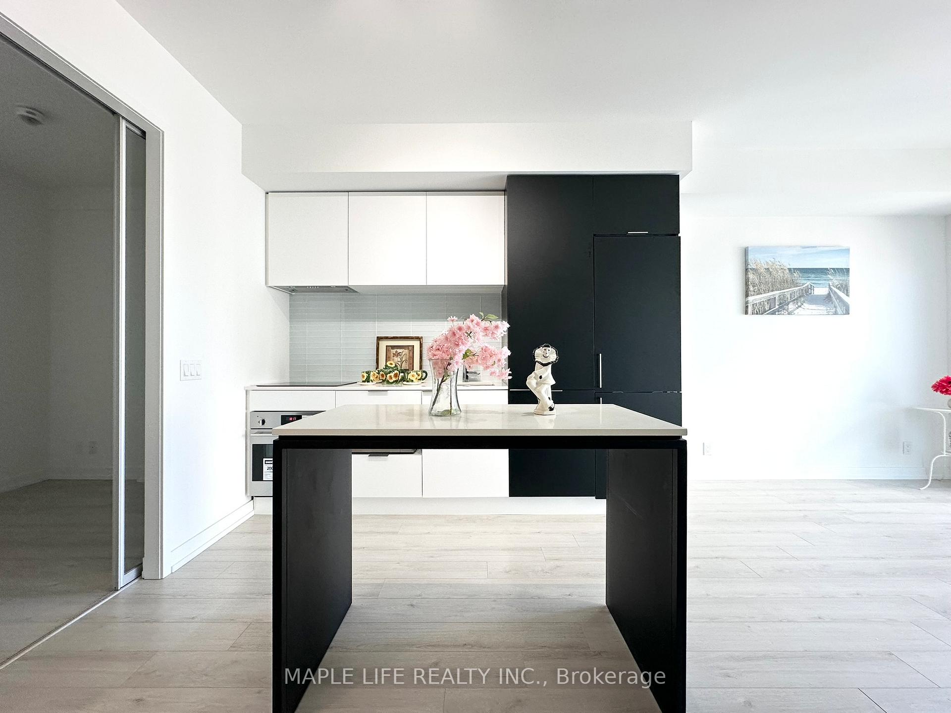 Photo 16 of Unit 1901, 33 Helendale Avenue, Toronto, Yonge-Eglinton — HOMEH