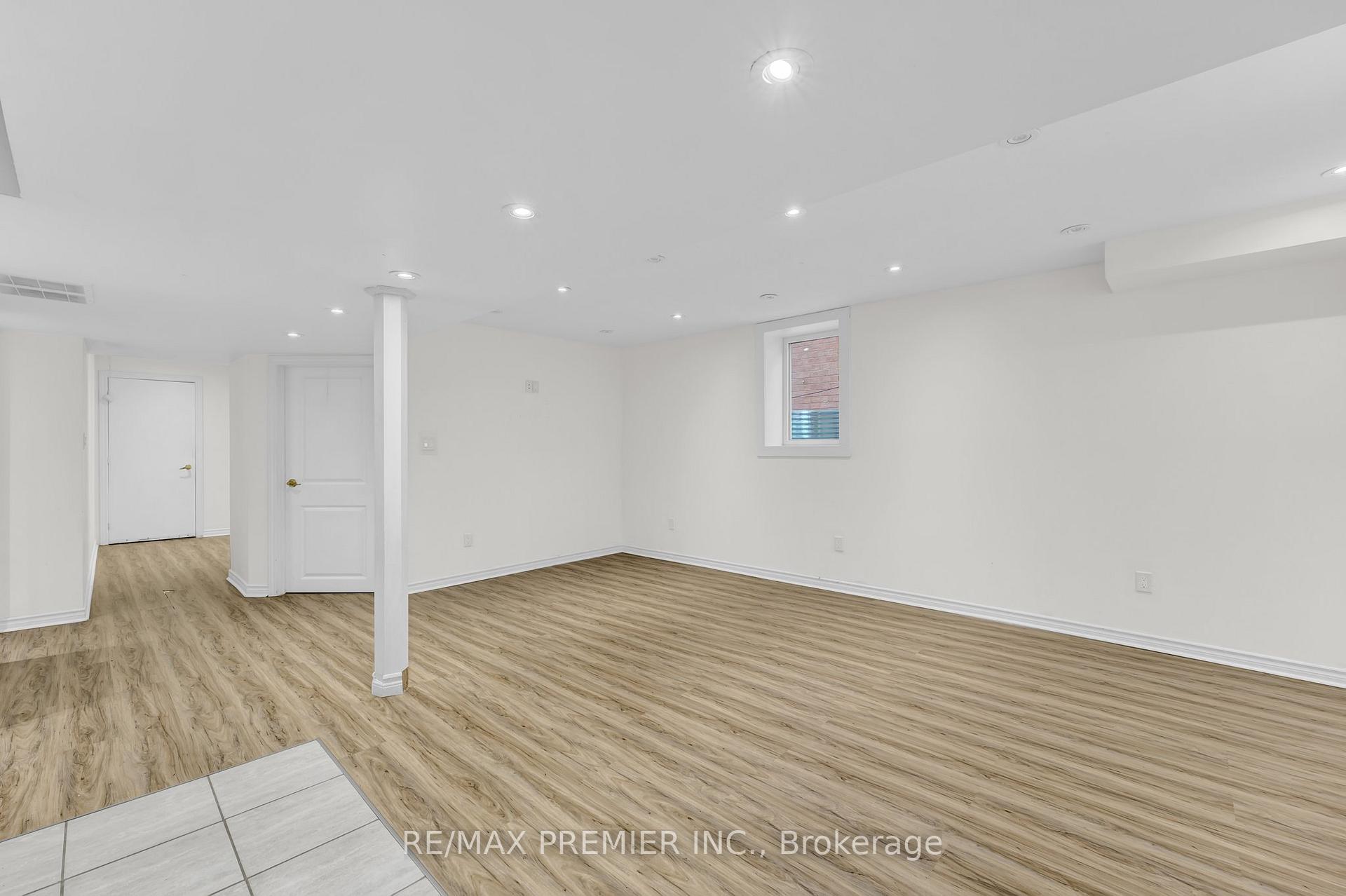 Photo 3 of Unit BSMT, 81 Greenview Circle, Vaughan, Maple — HOMEH