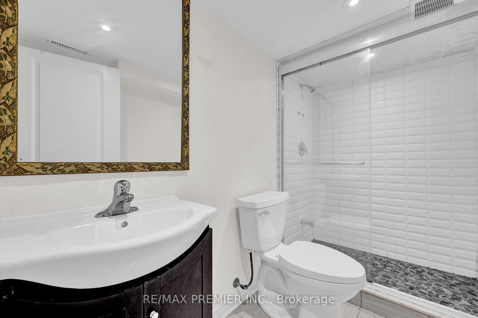 Photo 7 of Unit BSMT, 81 Greenview Circle, Vaughan, Maple — HOMEH