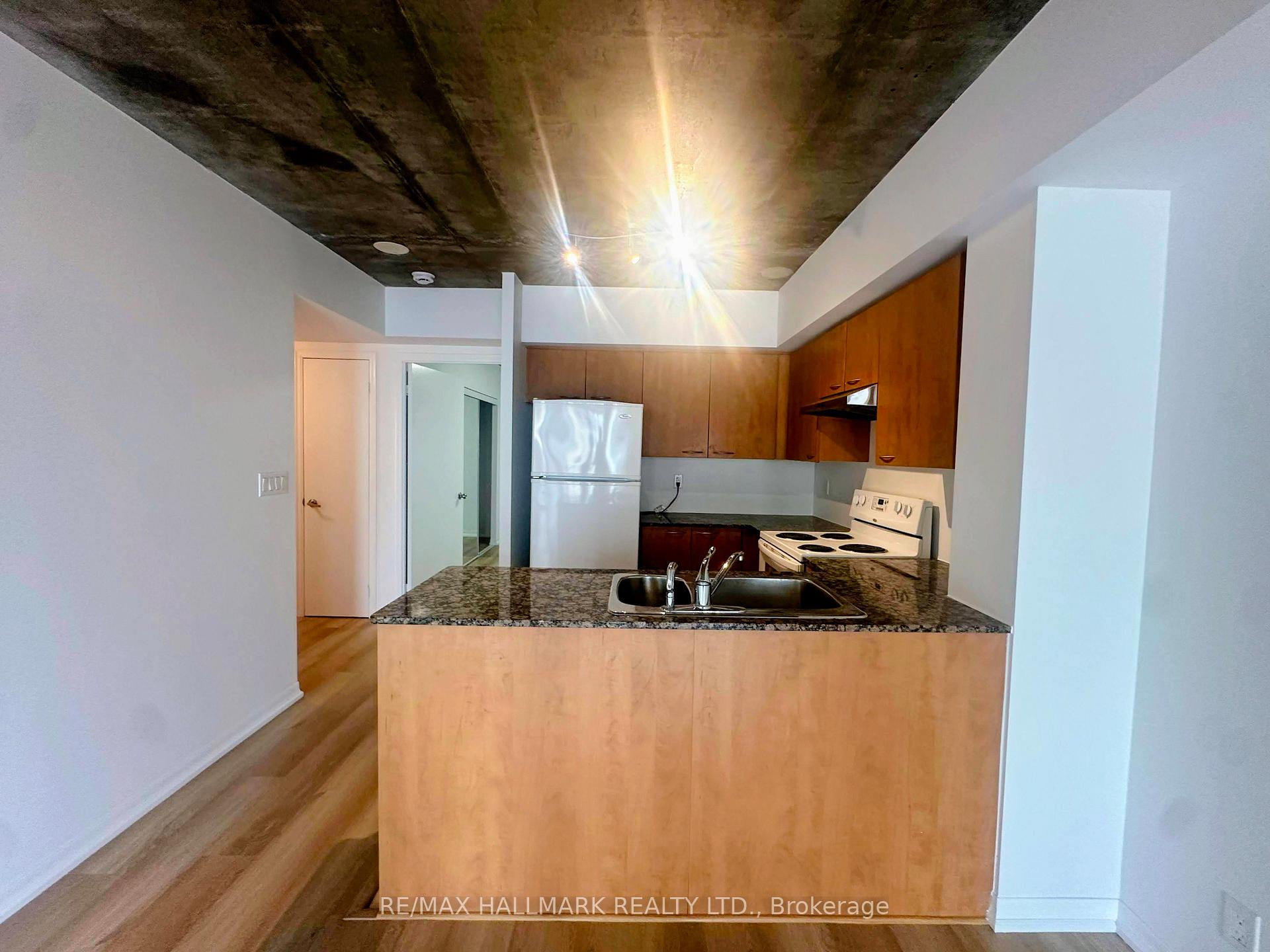 Photo 21 of Unit 901, 22 Wellesley Street E, Toronto, Church-Yonge Corridor — HOMEH