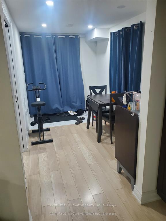 Photo 3 of Unit Bsmt, 303 Bathurst Glen Drive, Vaughan, Patterson — HOMEH