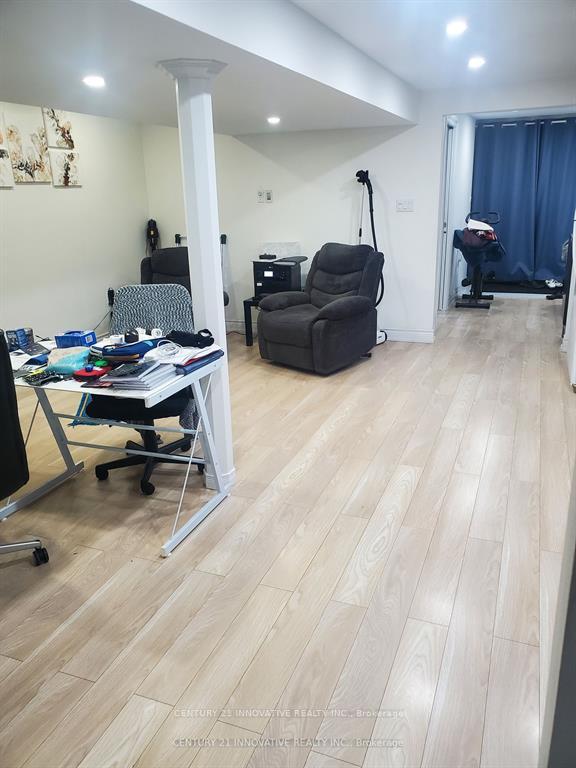 Photo 10 of Unit Bsmt, 303 Bathurst Glen Drive, Vaughan, Patterson — HOMEH