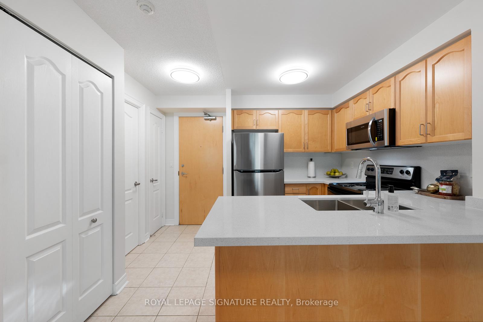 Photo 27 of Unit 605, 212 Eglinton Avenue E, Toronto, Mount Pleasant West — HOMEH