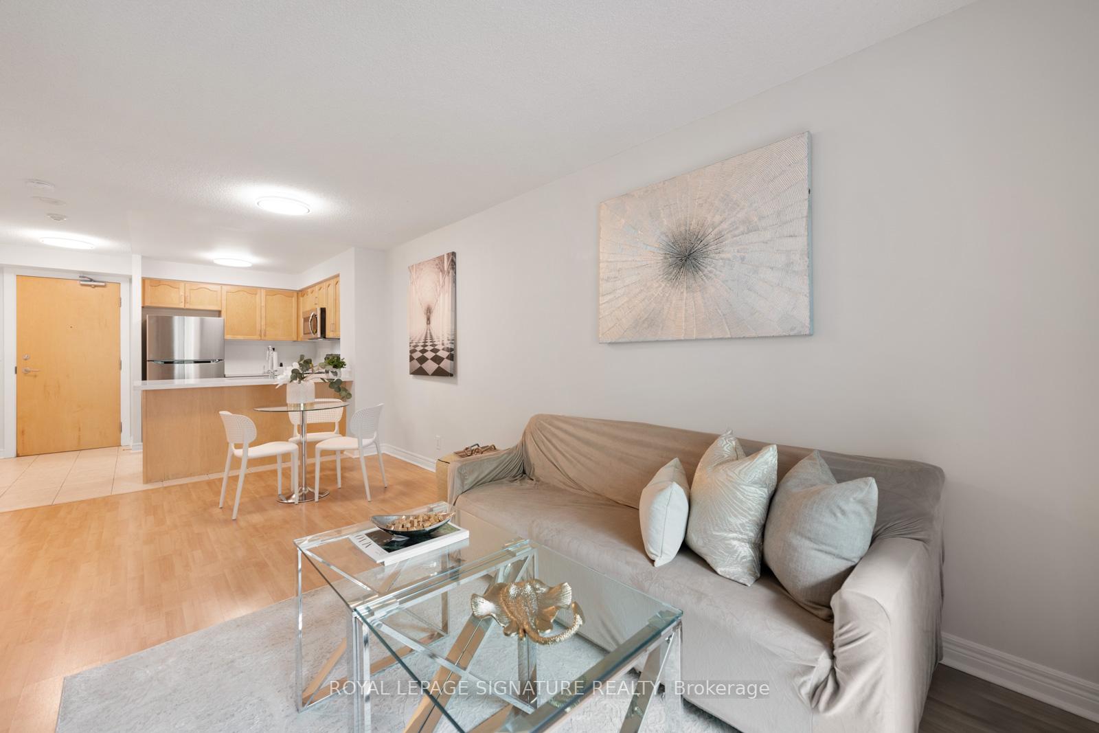 Photo 35 of Unit 605, 212 Eglinton Avenue E, Toronto, Mount Pleasant West — HOMEH