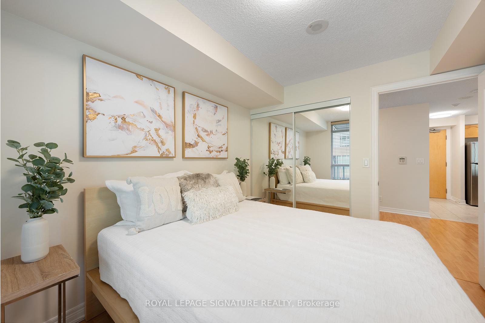Photo 31 of Unit 605, 212 Eglinton Avenue E, Toronto, Mount Pleasant West — HOMEH