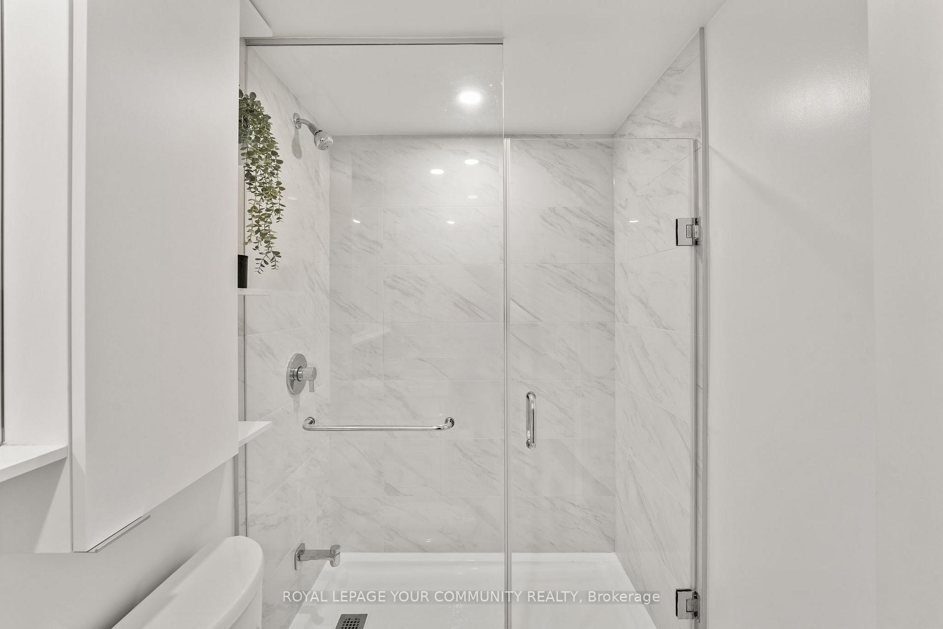 Photo 4 of Unit 1006, 9 Clegg Road, Markham, Unionville — HOMEH