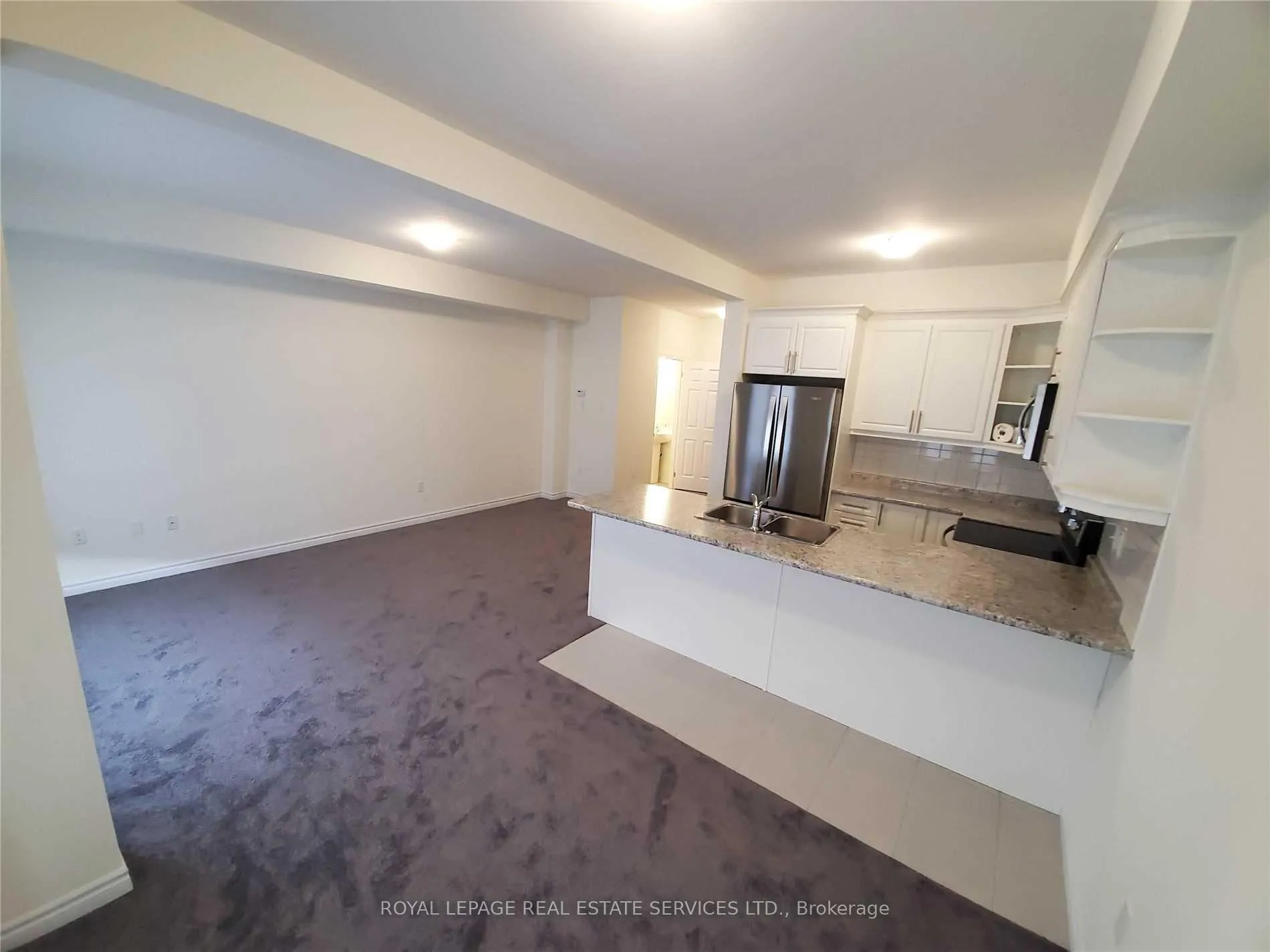 Photo 3 of Unit 31, 383 Dundas Street E, Hamilton, Waterdown — HOMEH