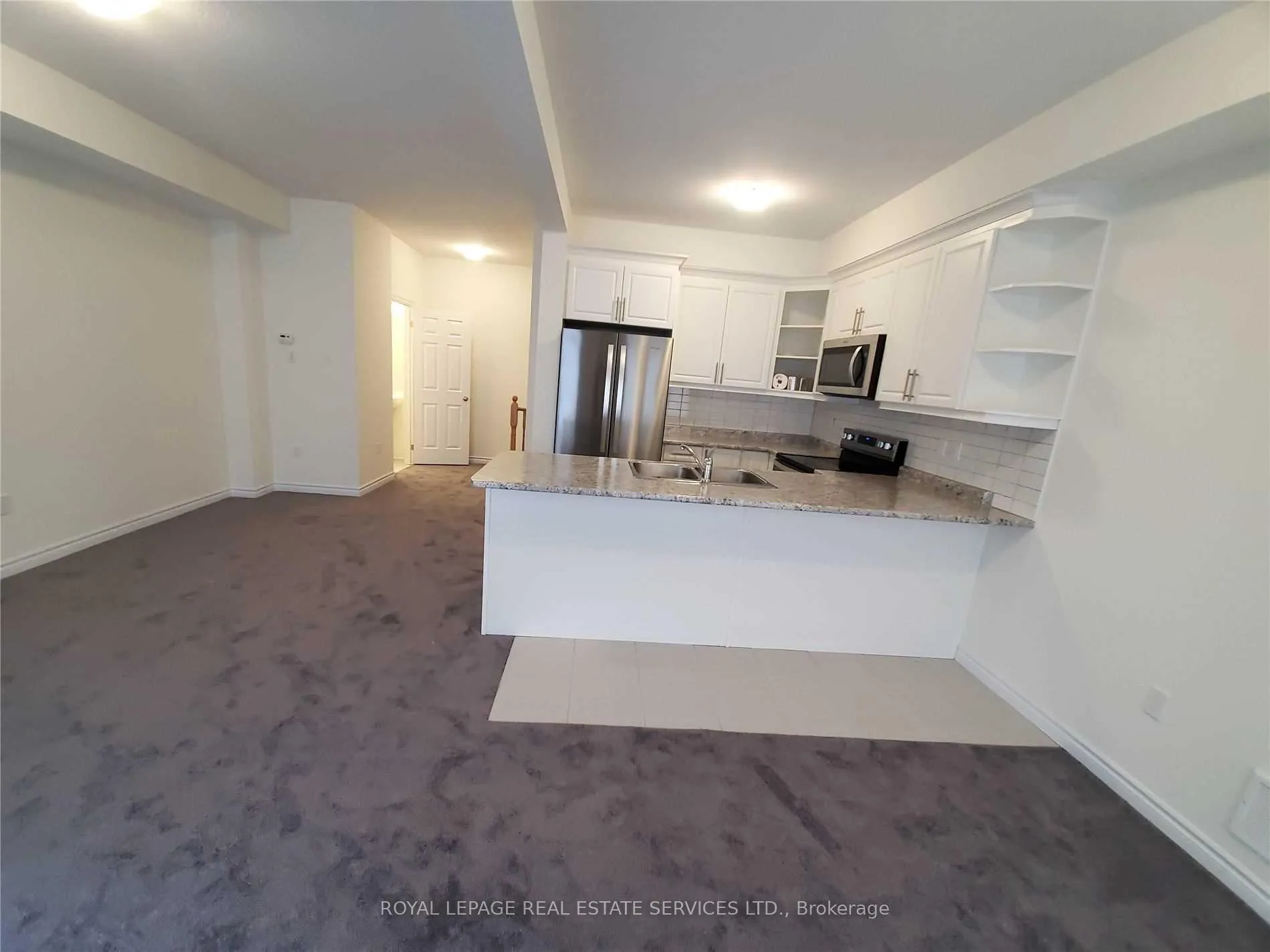 Photo 5 of Unit 31, 383 Dundas Street E, Hamilton, Waterdown — HOMEH