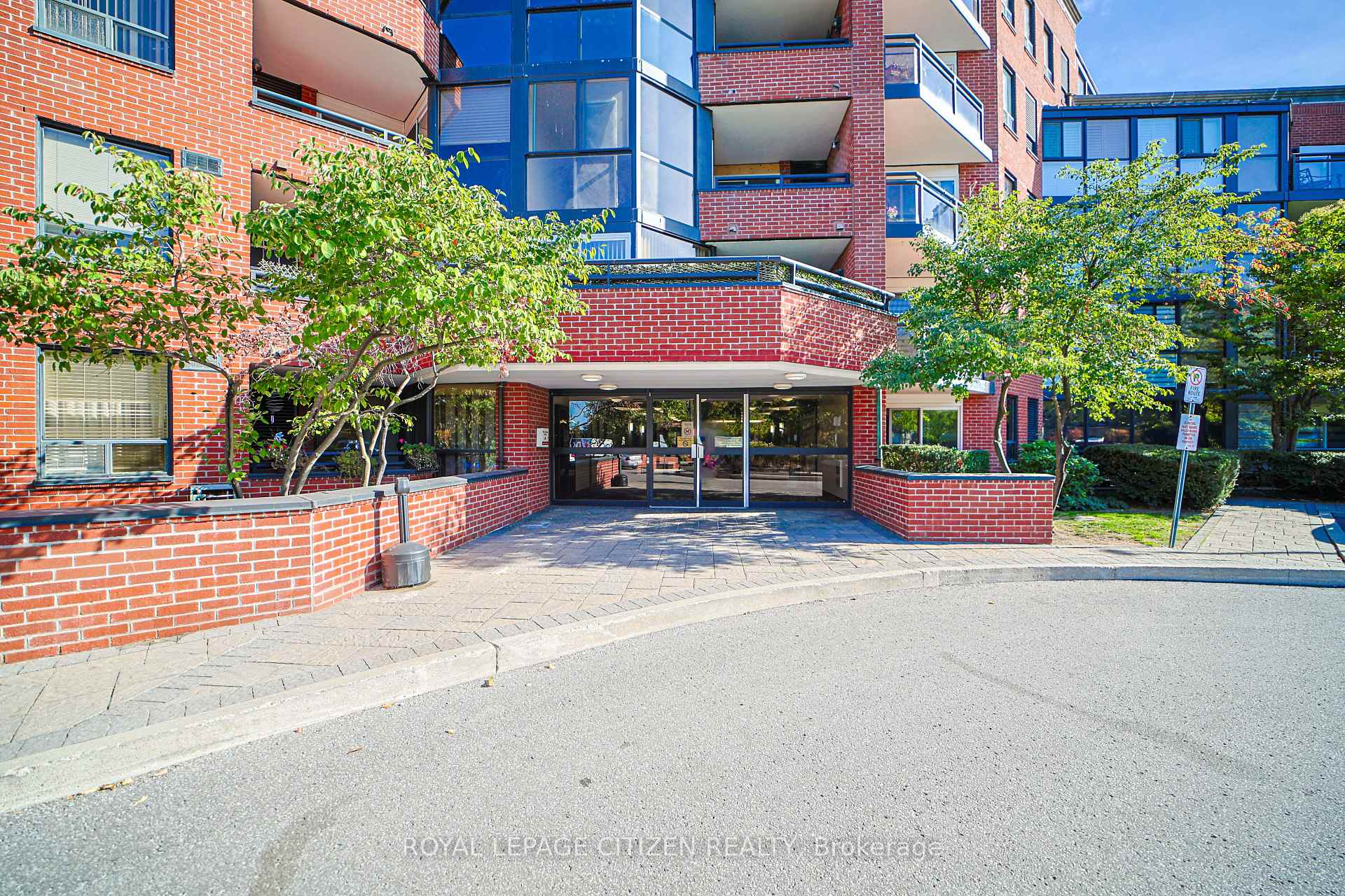 Photo 31 of Unit 217, 100 Arbors Lane, Vaughan, West Woodbridge — HOMEH