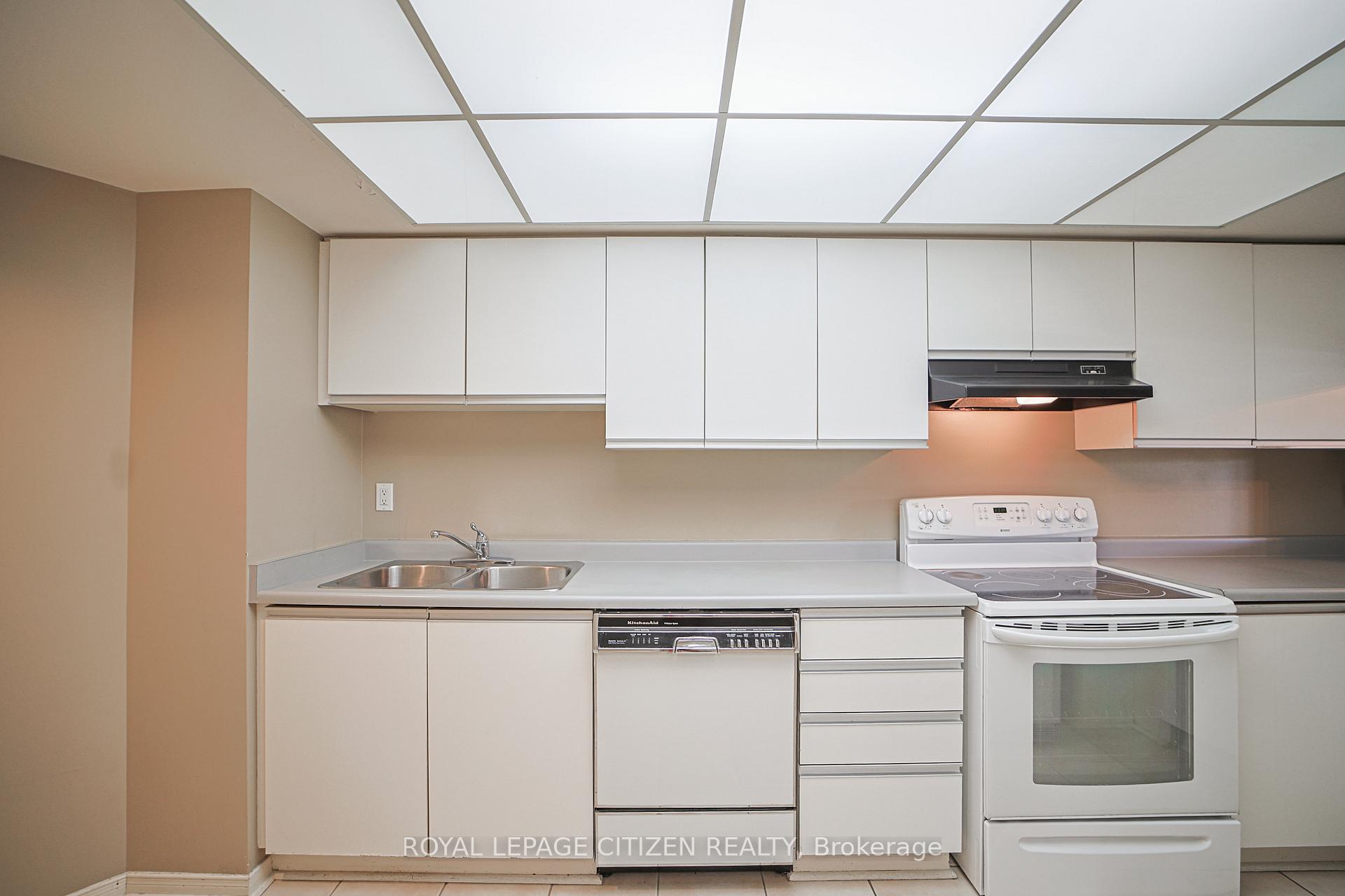 Photo 26 of Unit 217, 100 Arbors Lane, Vaughan, West Woodbridge — HOMEH