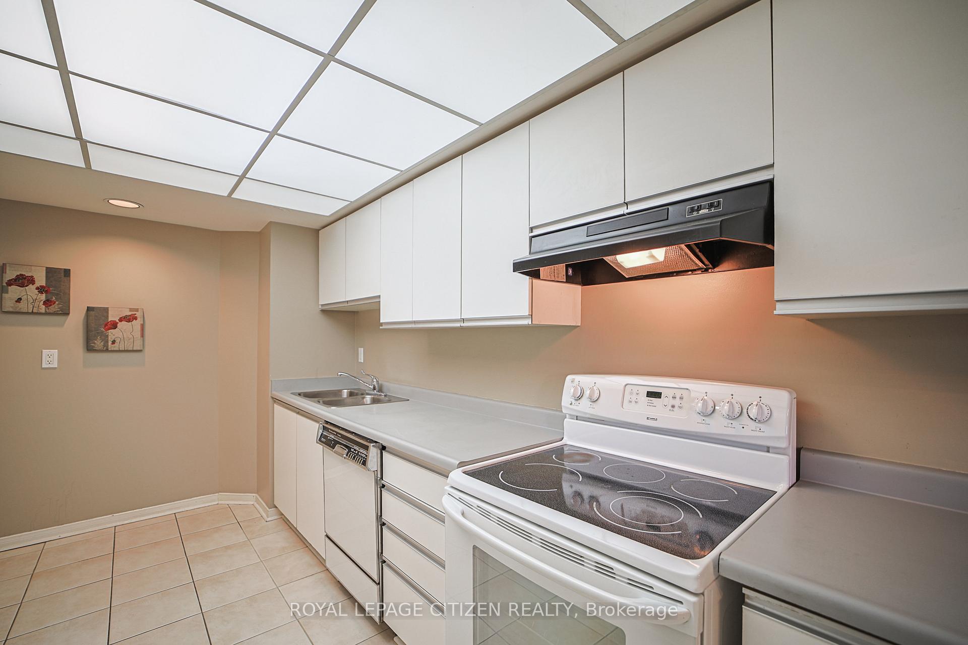Photo 10 of Unit 217, 100 Arbors Lane, Vaughan, West Woodbridge — HOMEH