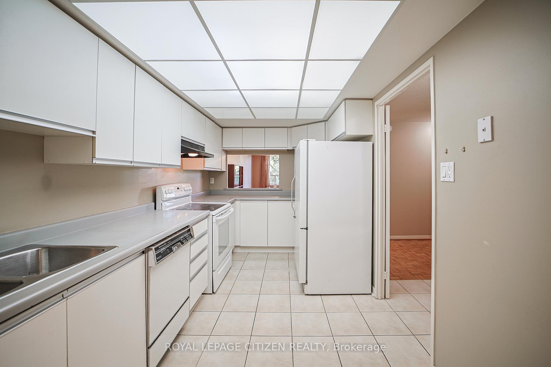 Photo 22 of Unit 217, 100 Arbors Lane, Vaughan, West Woodbridge — HOMEH