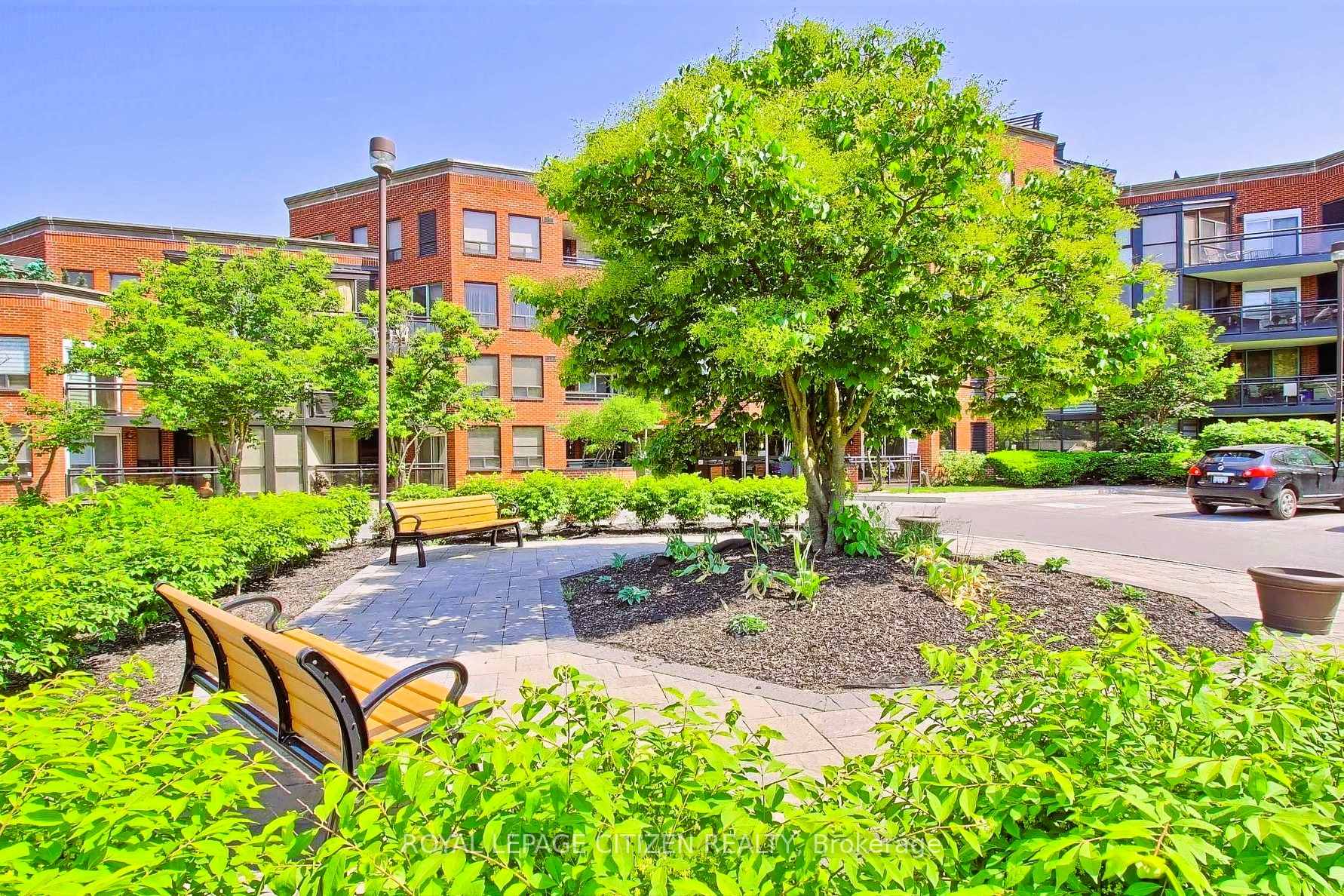 Photo 33 of Unit 217, 100 Arbors Lane, Vaughan, West Woodbridge — HOMEH