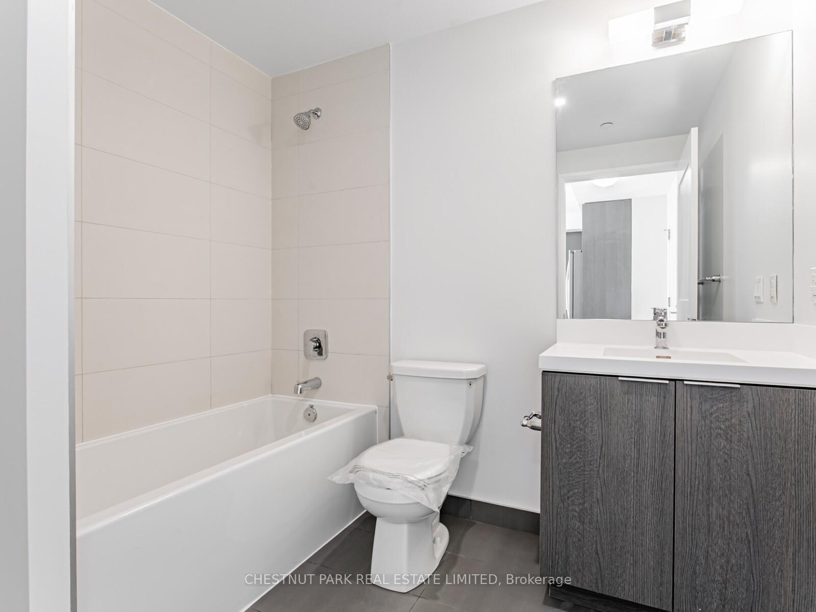 Photo 22 of Unit 1901, 25 Holly Street, Toronto, Mount Pleasant West — HOMEH
