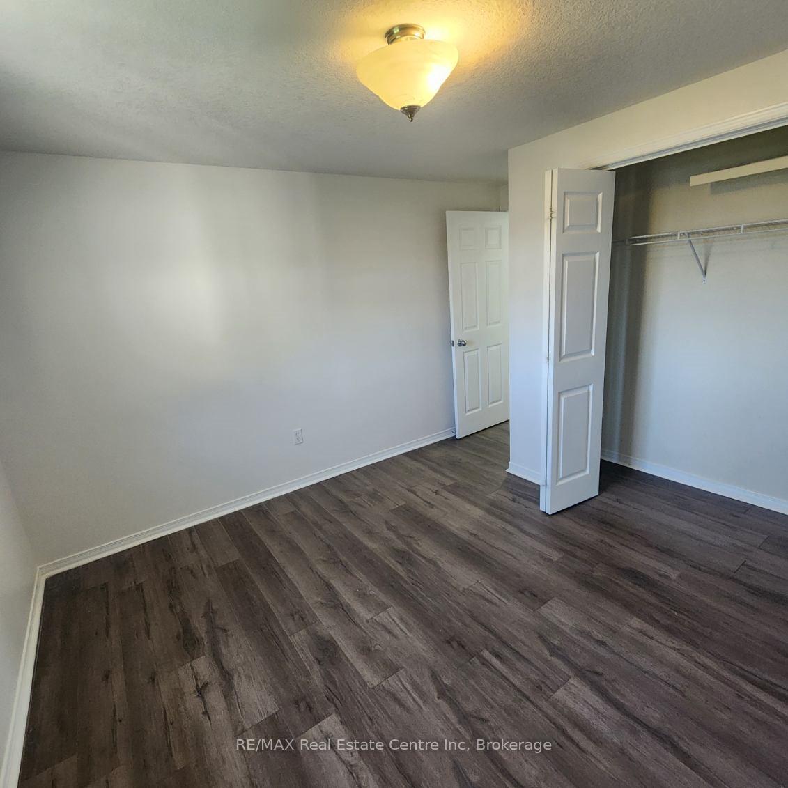 Photo 17 of 7 Warren Street, Guelph, Grange Road — HOMEH