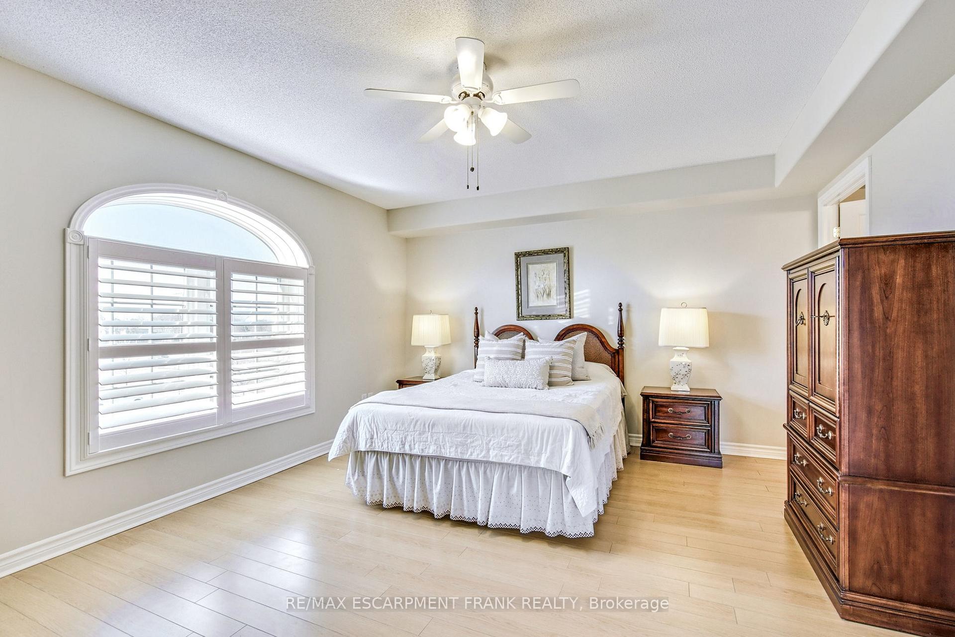 Photo 26 of Unit 309, 908 Mohawk Road E, Hamilton, Huntington — HOMEH