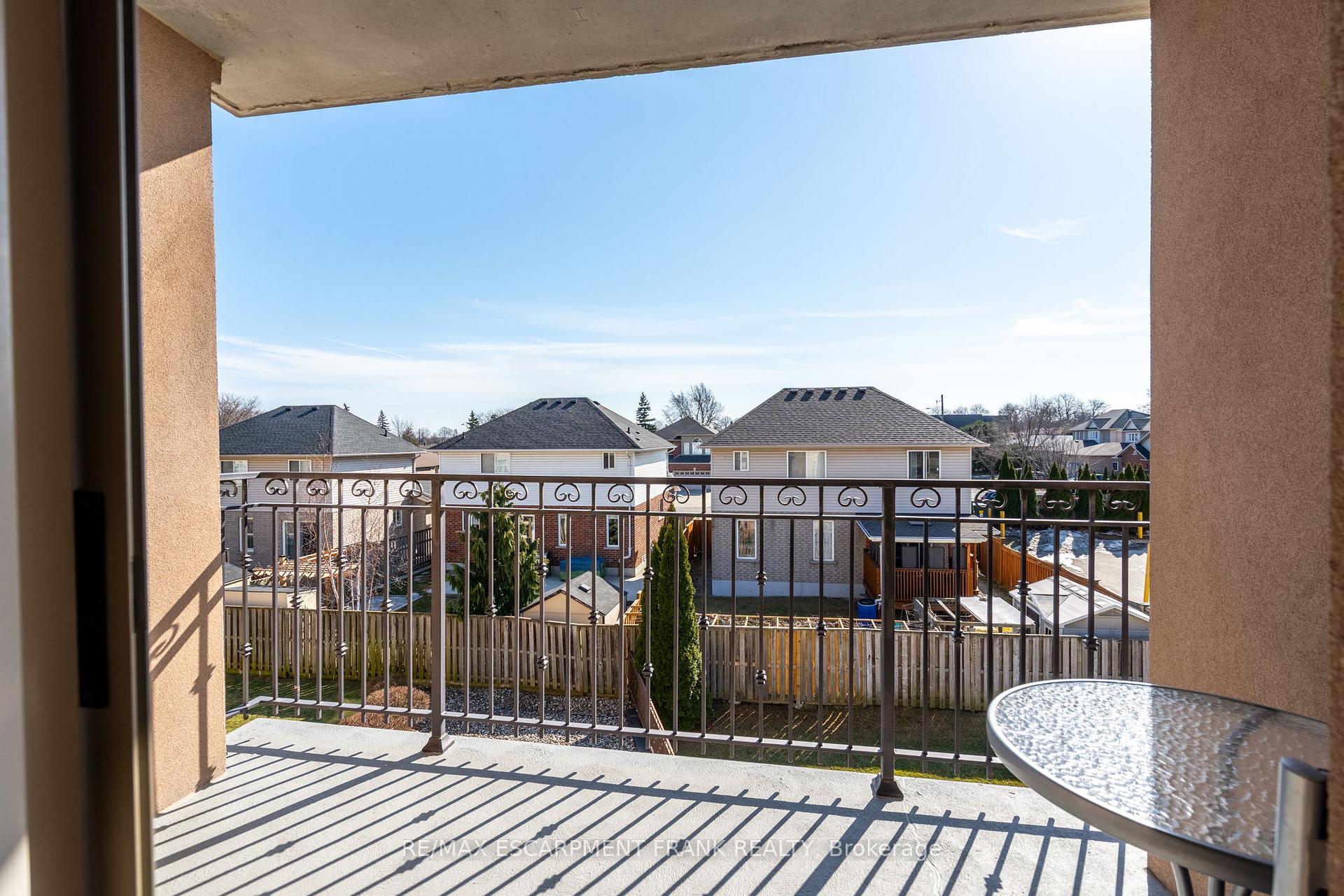 Photo 31 of Unit 309, 908 Mohawk Road E, Hamilton, Huntington — HOMEH