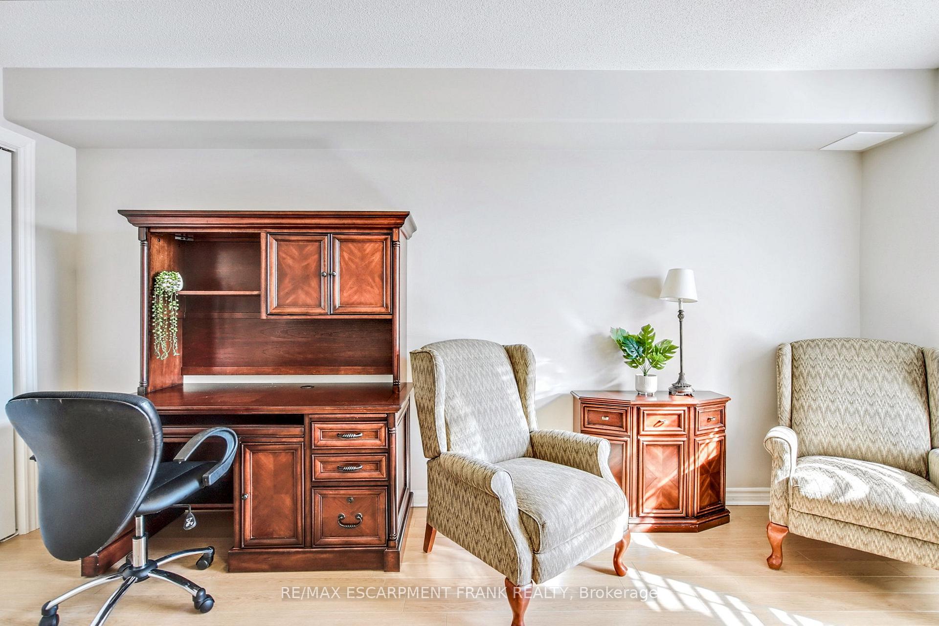 Photo 29 of Unit 309, 908 Mohawk Road E, Hamilton, Huntington — HOMEH