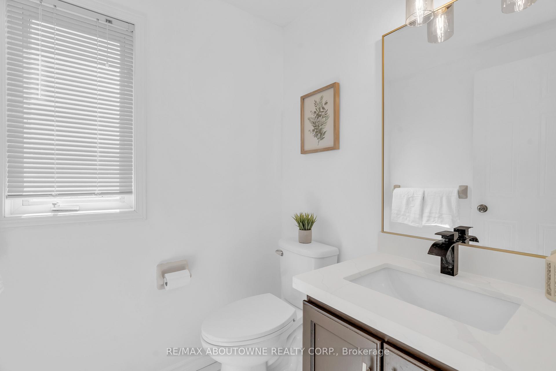 Photo 17 of 11 Bushmills Crescent, Guelph, Willow West/Sugarbush/West Acres — HOMEH