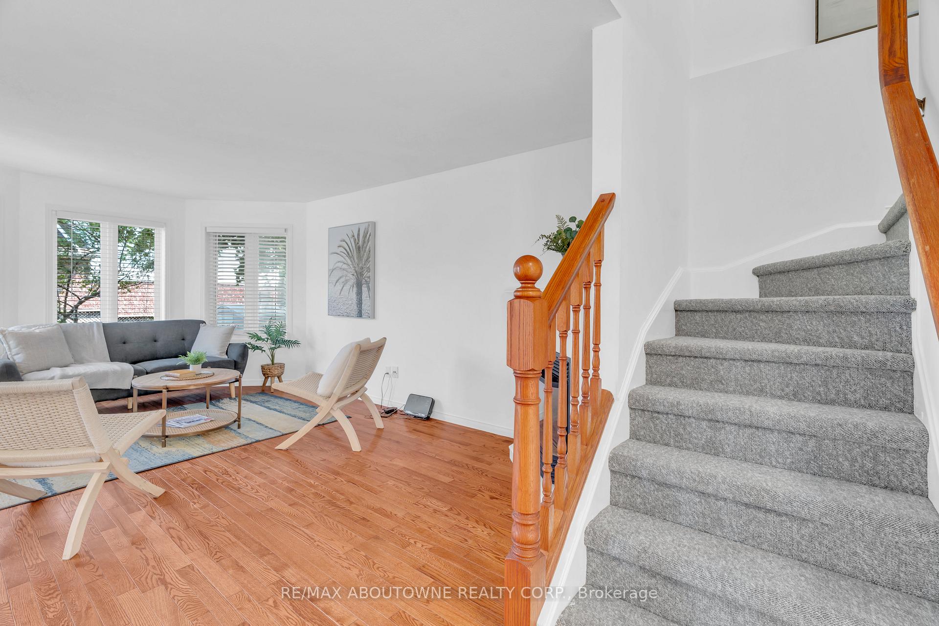 Photo 19 of 11 Bushmills Crescent, Guelph, Willow West/Sugarbush/West Acres — HOMEH