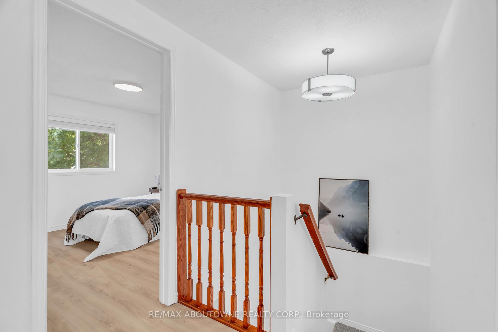 Photo 20 of 11 Bushmills Crescent, Guelph, Willow West/Sugarbush/West Acres — HOMEH