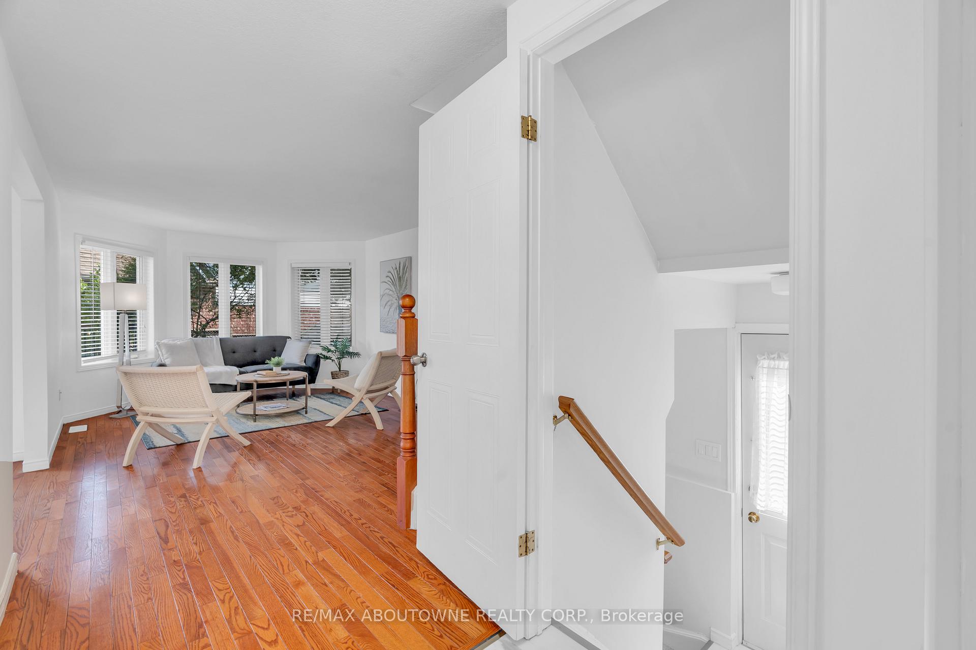 Photo 33 of 11 Bushmills Crescent, Guelph, Willow West/Sugarbush/West Acres — HOMEH