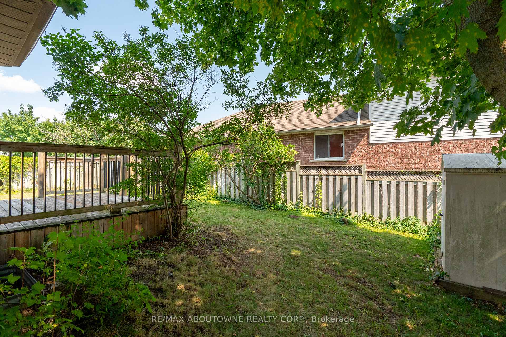 Photo 40 of 11 Bushmills Crescent, Guelph, Willow West/Sugarbush/West Acres — HOMEH