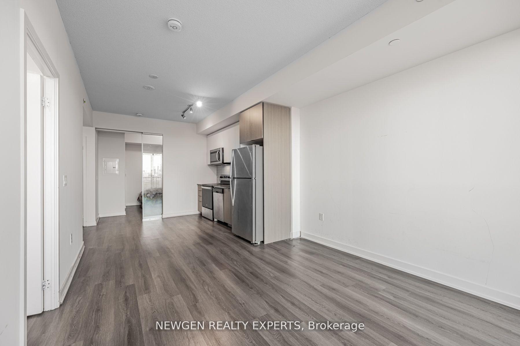 Photo 10 of Unit 1007, 859 The Queensway, Etobicoke, Stonegate-Queensway — HOMEH