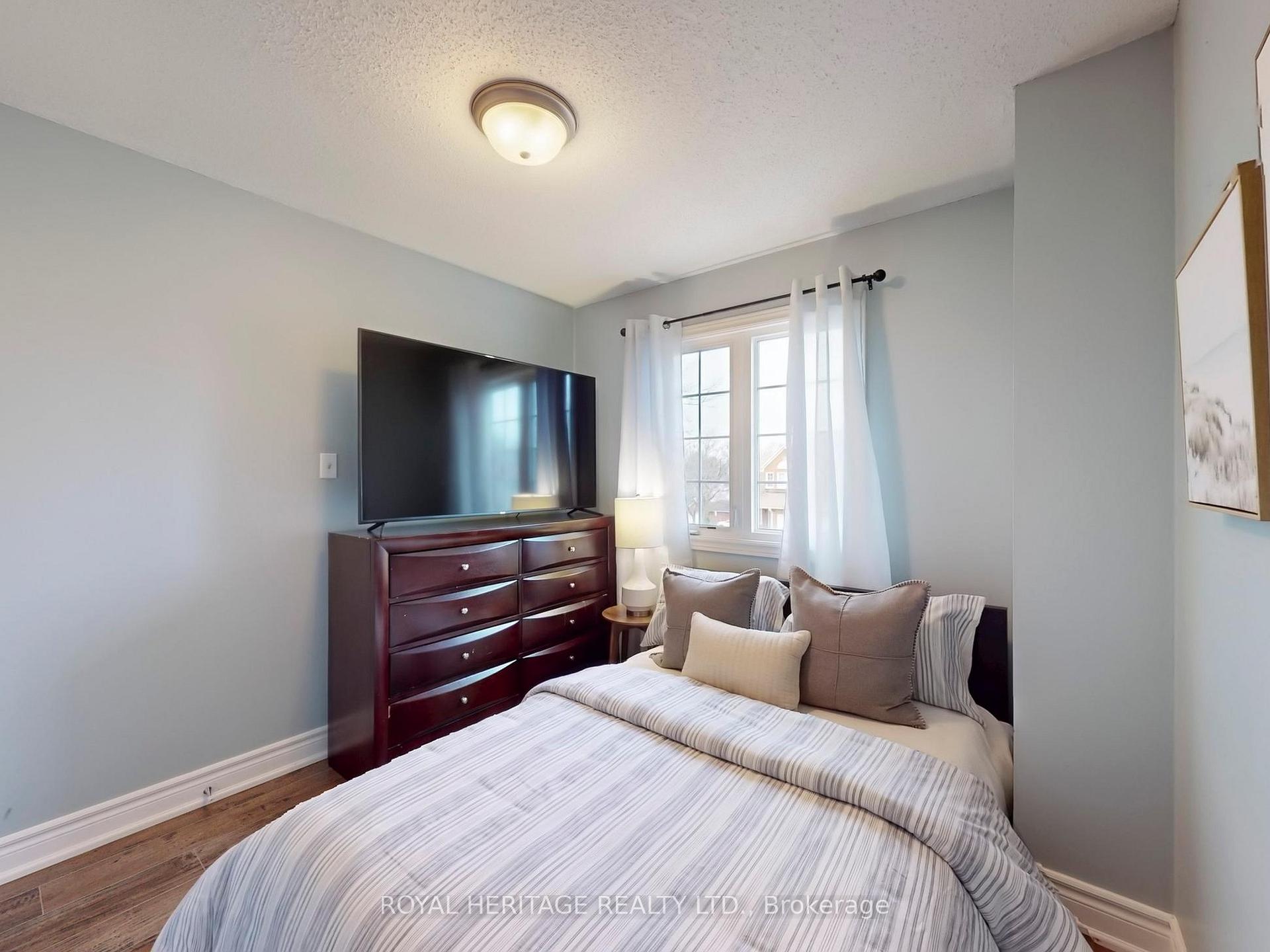 Photo 23 of Unit 45, 10 Bassett Boulevard, Whitby, Pringle Creek — HOMEH