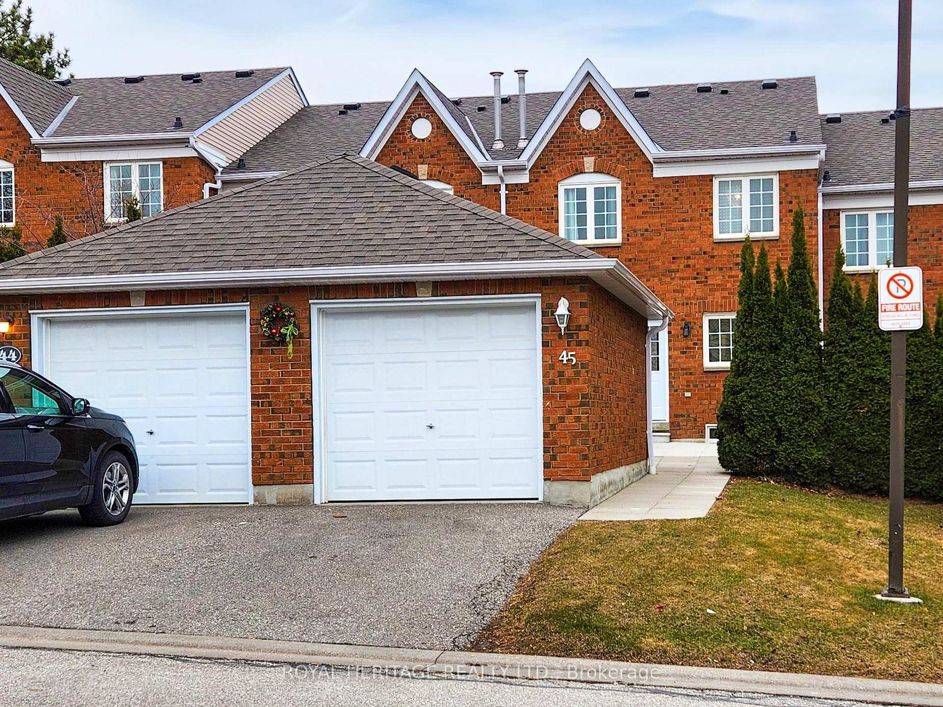 Photo 21 of Unit 45, 10 Bassett Boulevard, Whitby, Pringle Creek — HOMEH
