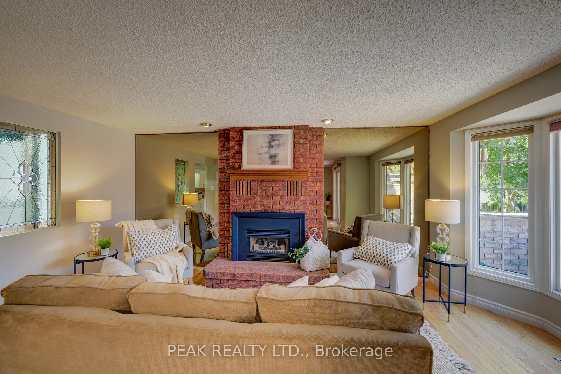 Photo 2 of Unit 13, 192 Alpine Road, Kitchener — HOMEH