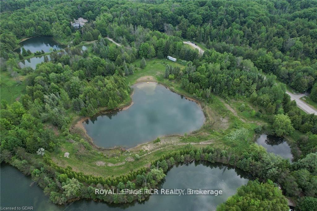 Photo 11 of 7 Flaherty Lane, Caledon, Rural Caledon — HOMEH