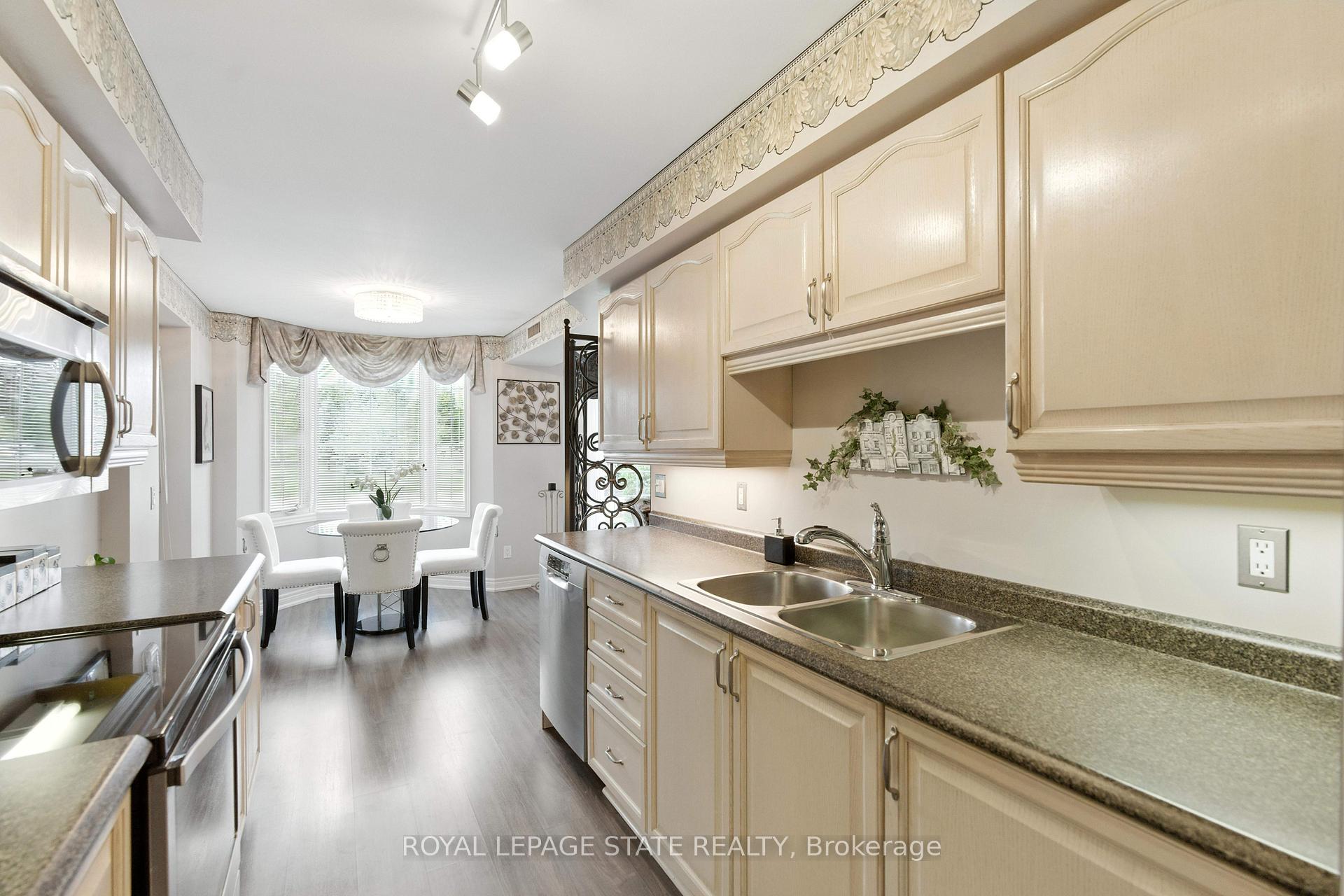 Photo 29 of Unit 101, 980 Golf Links Road, Hamilton, Meadowlands — HOMEH