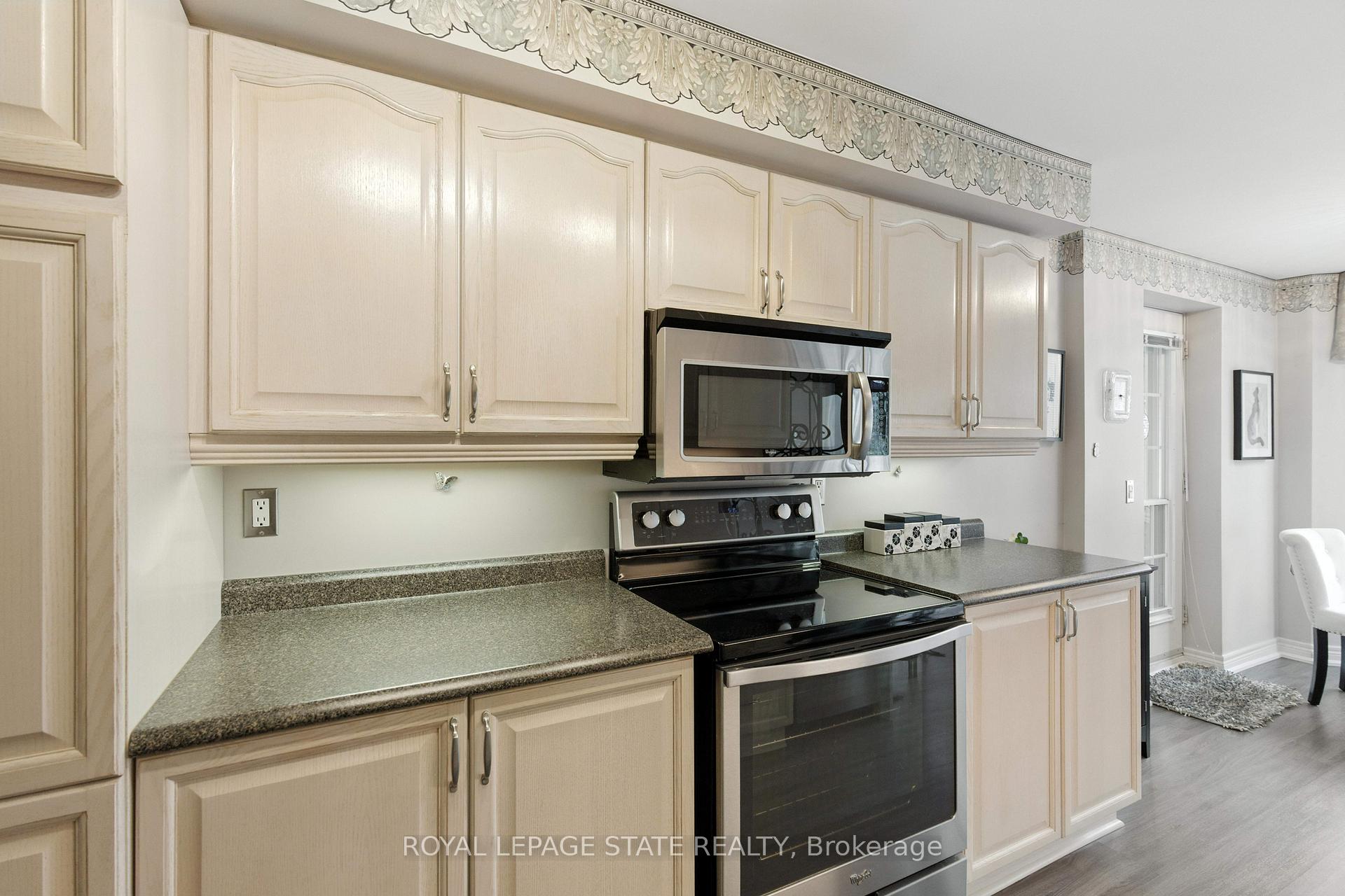 Photo 34 of Unit 101, 980 Golf Links Road, Hamilton, Meadowlands — HOMEH