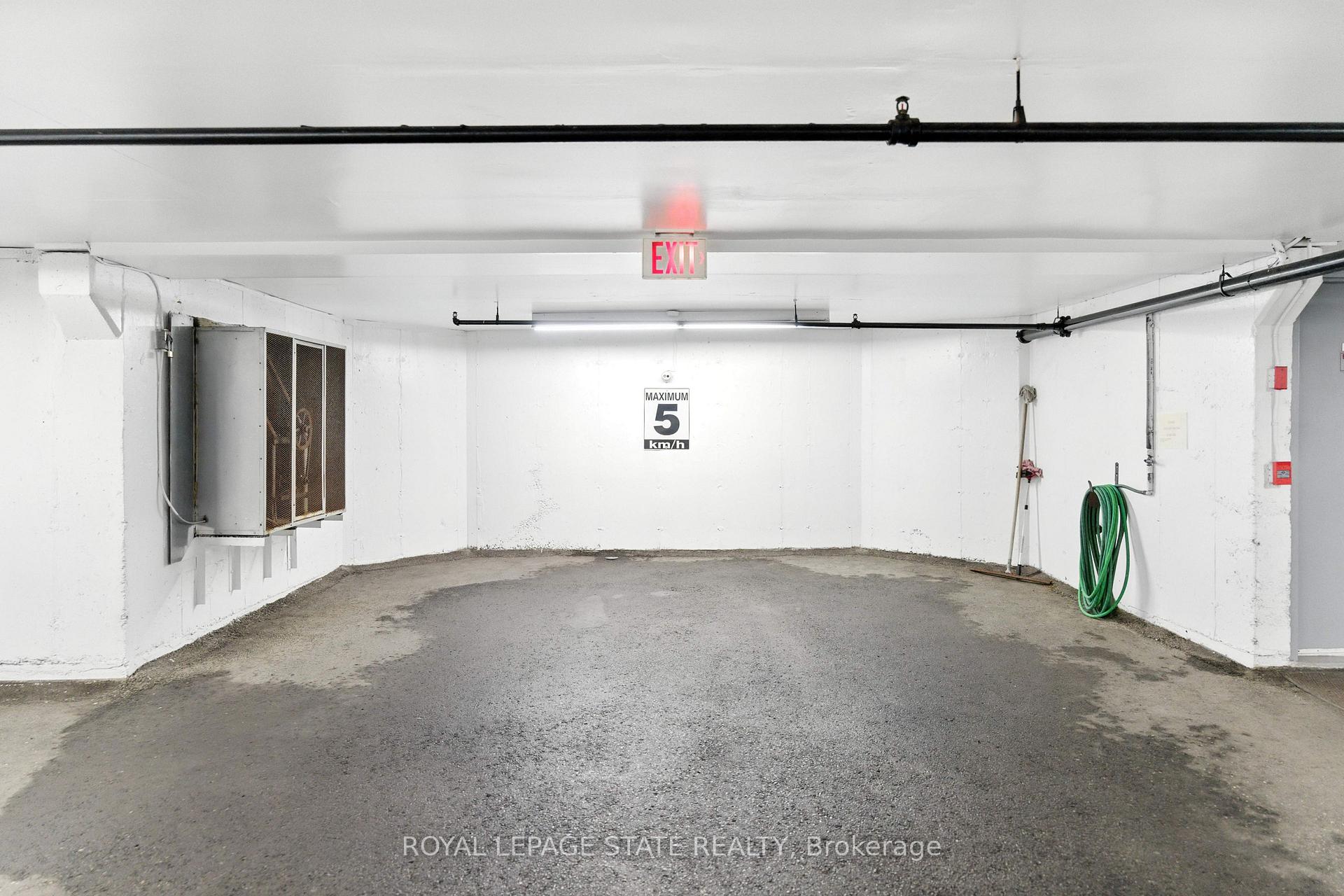 Photo 36 of Unit 101, 980 Golf Links Road, Hamilton, Meadowlands — HOMEH