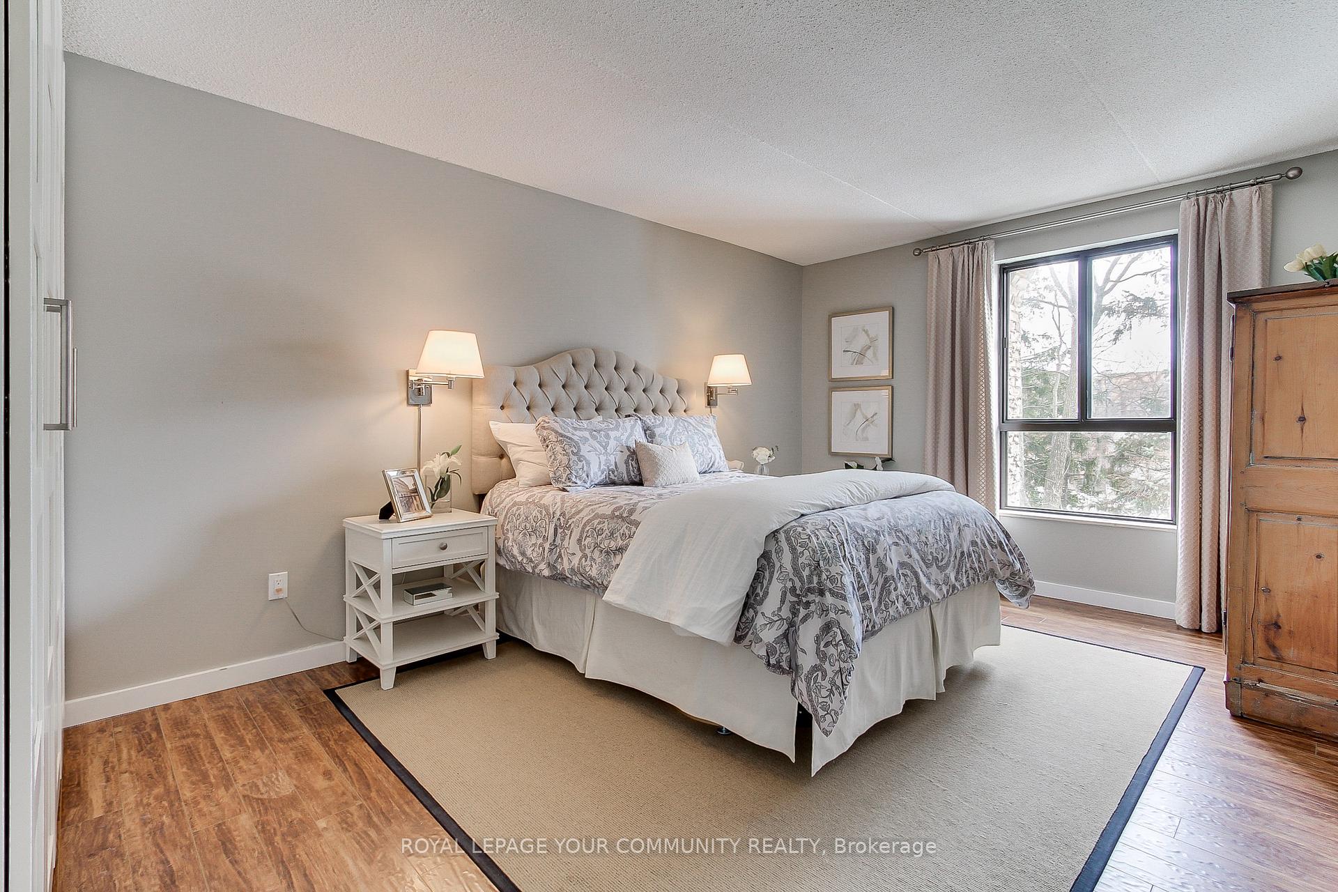 Photo 21 of Unit PH3, 15390 Yonge Street, Aurora, Aurora Village — HOMEH