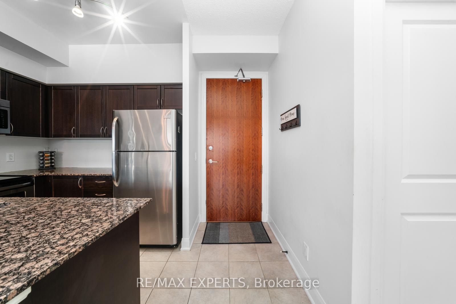 Photo 14 of Unit 609, 4700 Highway 7 Road, Vaughan, East Woodbridge — HOMEH