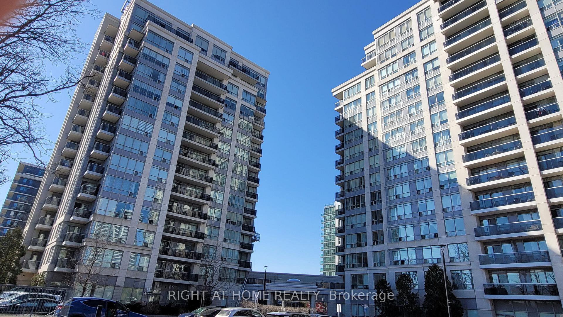 Photo 1 of Unit 305, 60 Disera Drive, Vaughan, Beverley Glen — HOMEH