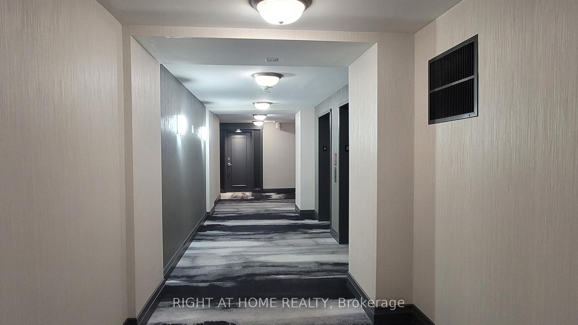 Photo 4 of Unit 305, 60 Disera Drive, Vaughan, Beverley Glen — HOMEH