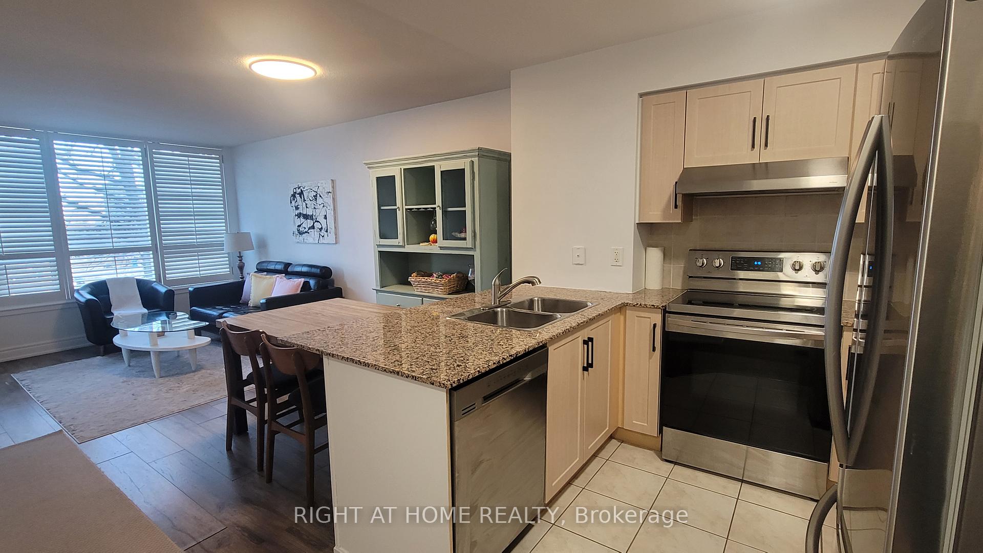 Photo 8 of Unit 305, 60 Disera Drive, Vaughan, Beverley Glen — HOMEH