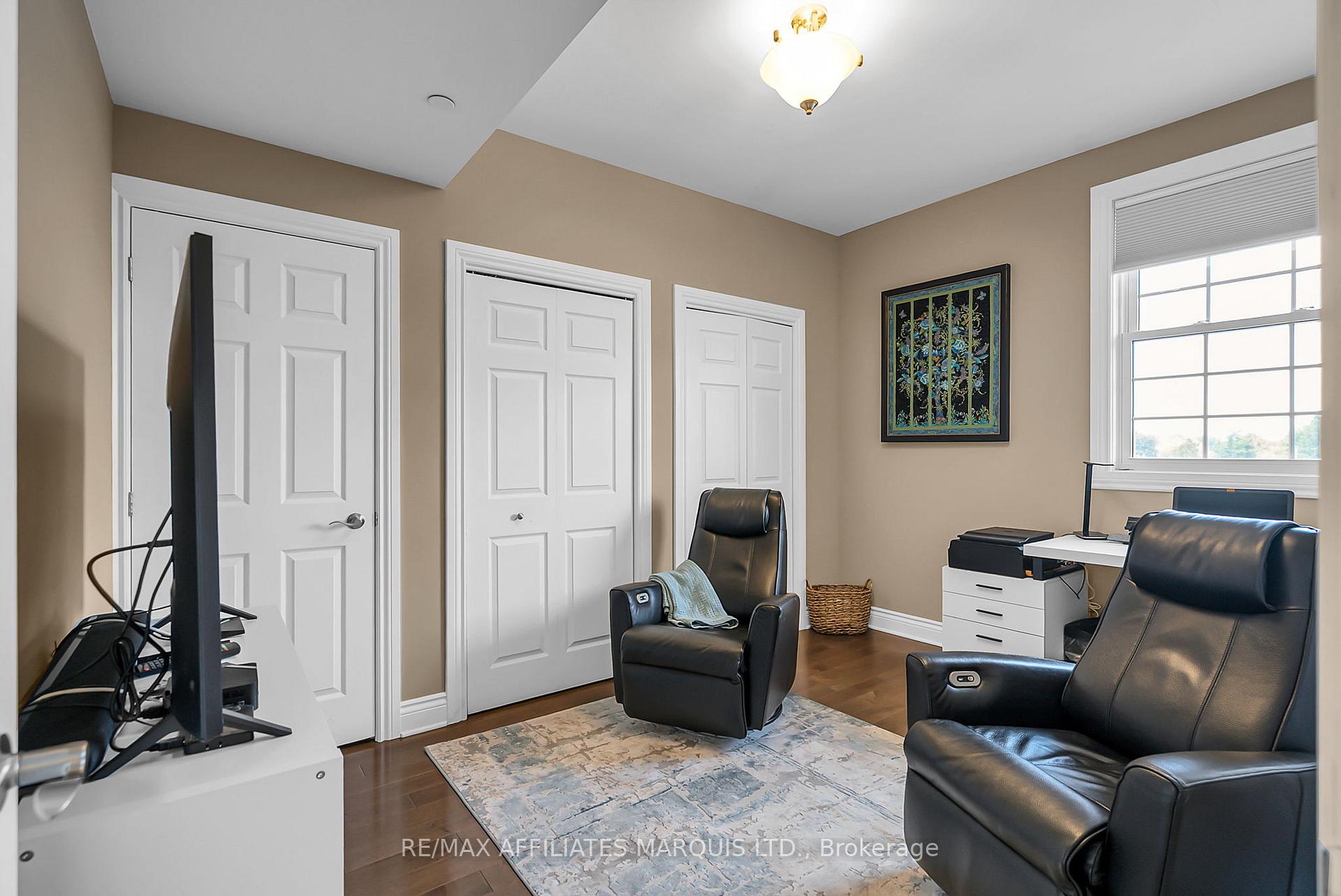Photo 15 of Unit 403, 321 Water Street W, Cornwall — HOMEH