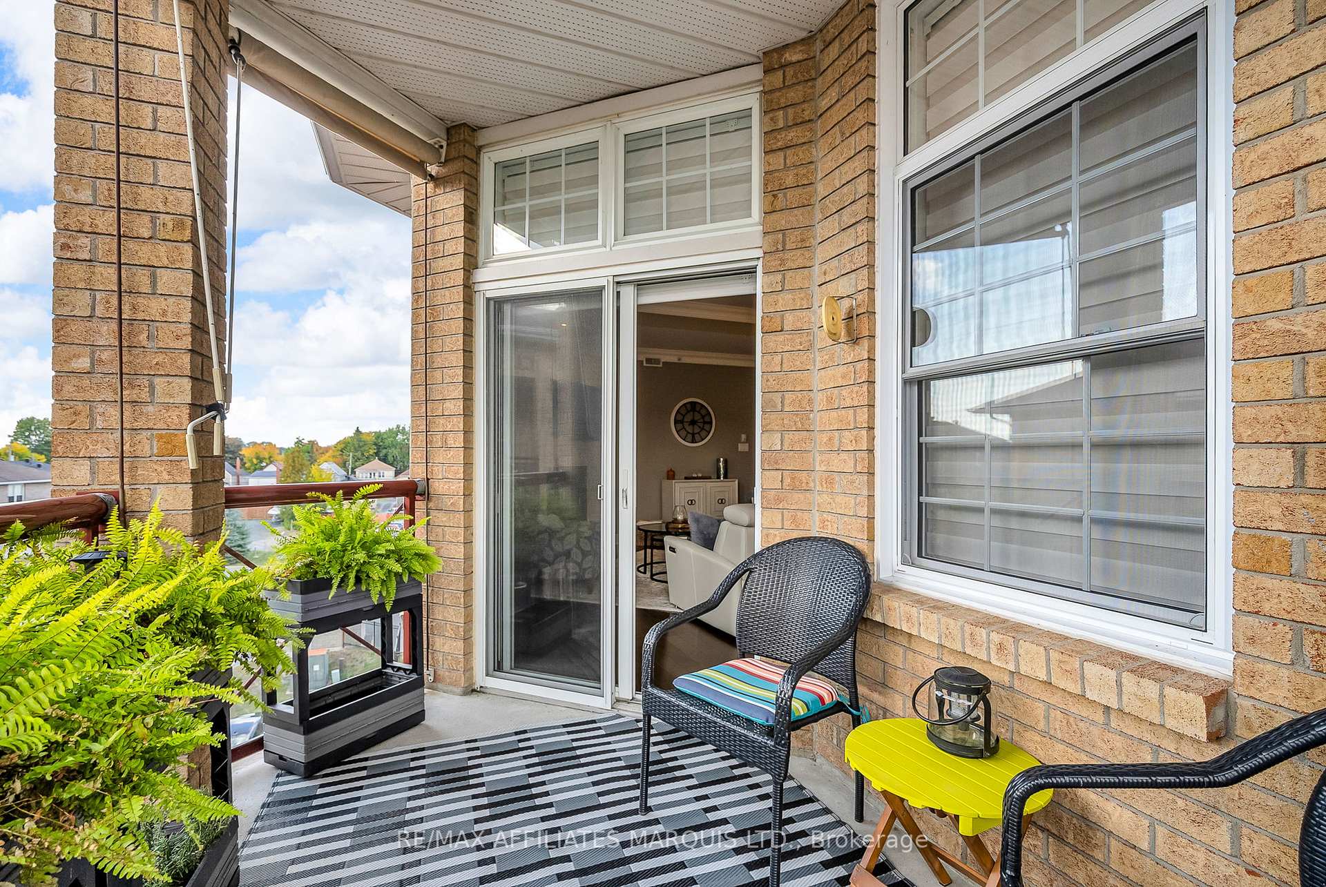 Photo 7 of Unit 403, 321 Water Street W, Cornwall — HOMEH