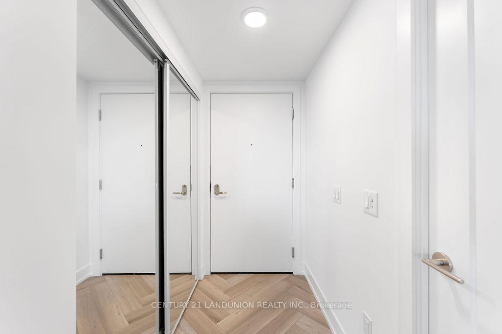 Photo 15 of Unit 1010, 8 Cedarland Drive, Markham, Unionville — HOMEH