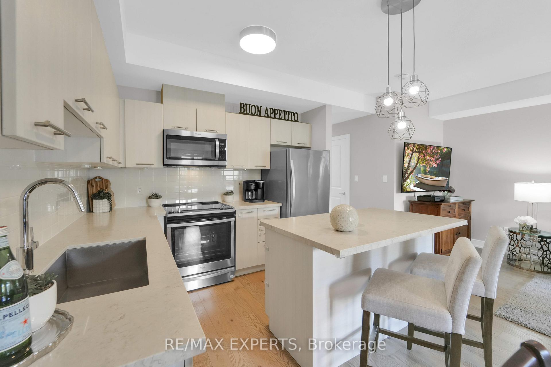 Photo 7 of Unit 321, 199 Pine Grove Road, Vaughan, Islington Woods — HOMEH
